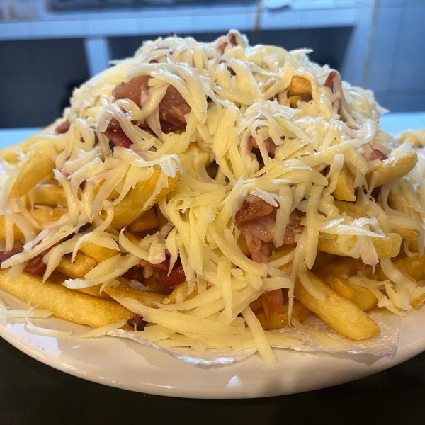 Batata Média Mussarela e Bacon / 700g